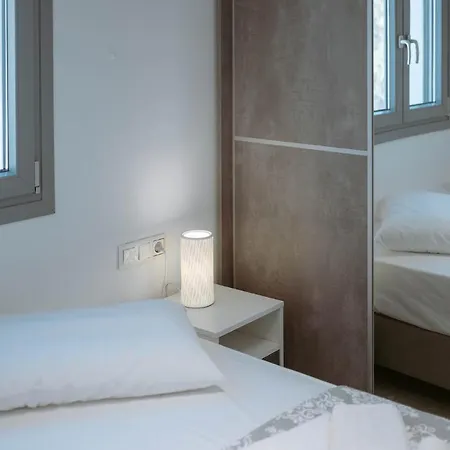 House Andiparos