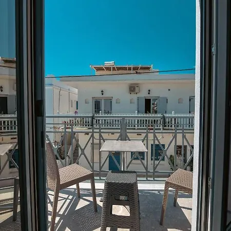 House Andiparos